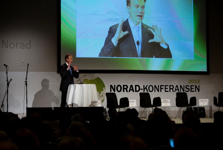 Utenriksminister Børge Brende holdt åpningstalen under Noradkonferansen 2013 i Oslo. Foto: Espen Røst