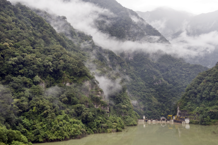 Bhutan_Tala_Hydropowerplant_dam_01