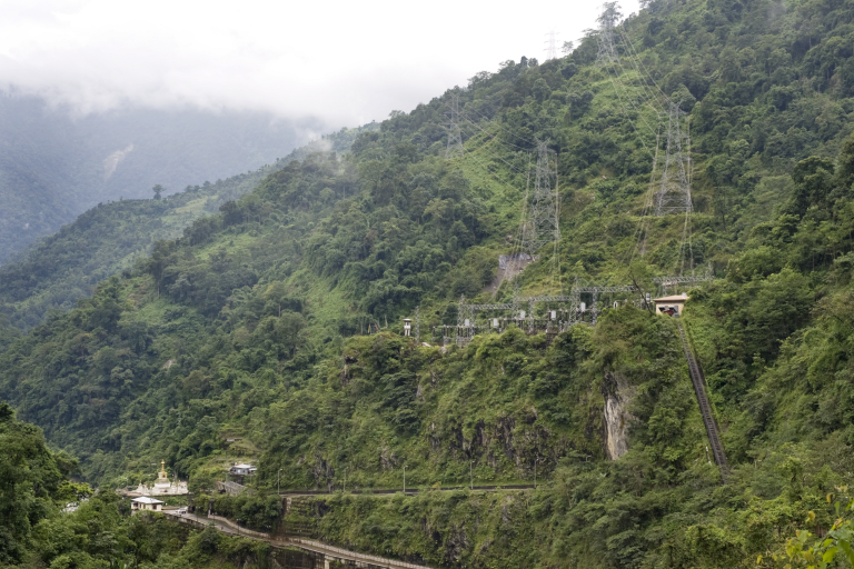 Bhutan_Tala_Hydropowerplant_powerhouse_03