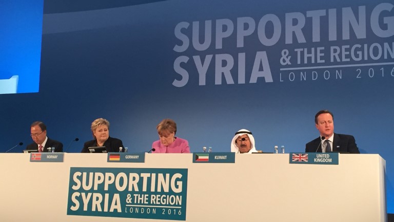 Panel med FNs generalsekretær og statsledere fra Tyskland, Norge, Kuwait og Storbritannia under konferansen Supporting Syria.