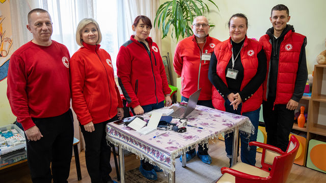 Sju mobile helseteam gjør seg klare til å reise ut i felt for å gi folk tilgang til helsehjelp i sine lokalsamfunn, november 2023.